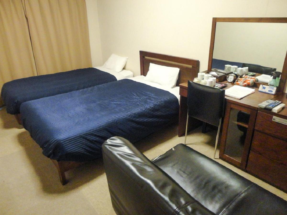 Hotel Livemax Budget Наґоя Екстер'єр фото